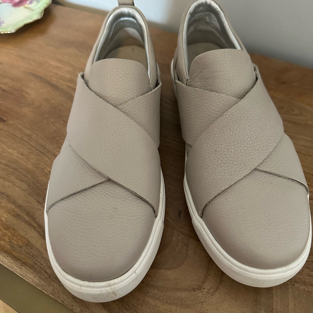 Earth Cream Sneakers with Crossover Design